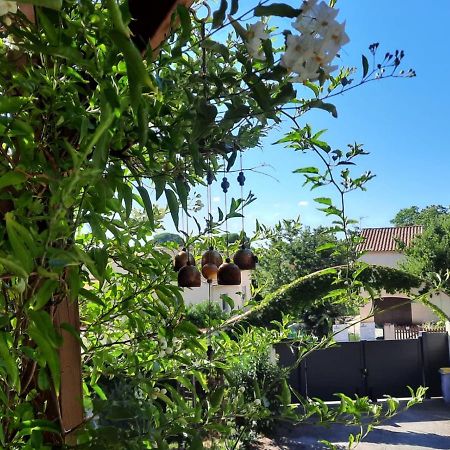Le Mas De Baron Hotel Valergues Exterior photo
