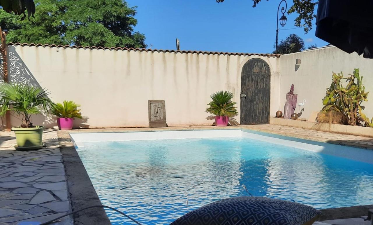 Le Mas De Baron Hotel Valergues Exterior photo
